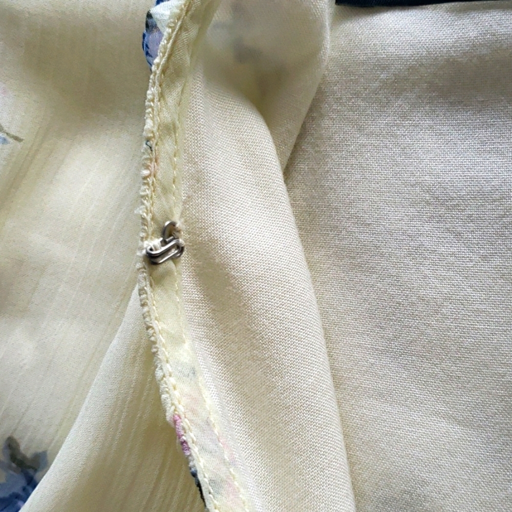 Abercrombie & Fitch Floral Wrap Dress - Picture 3 of 4